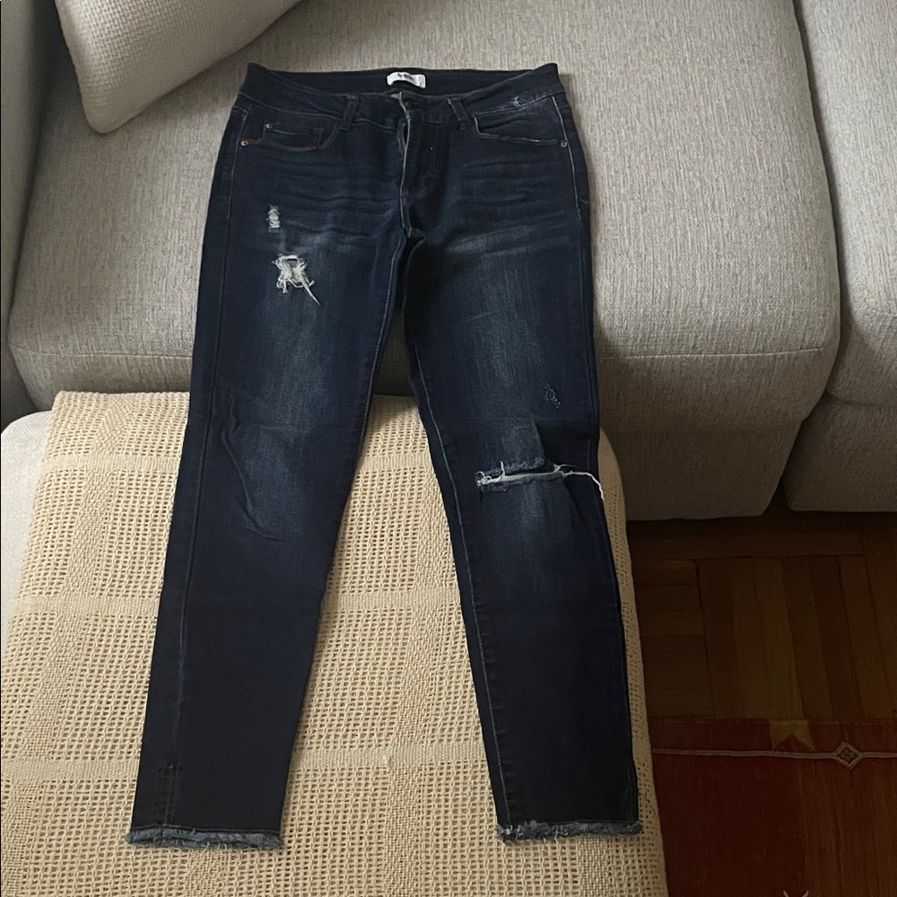 Kensie Dark Blue Distressed Jeans